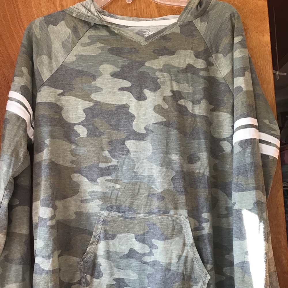 Mudd nwt camp hoodie 20 1/2